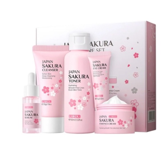 Other - NWT Premium Japan Sakura Skincare Set
